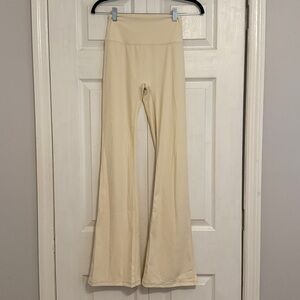 Cream Front-Seamless Flared Leggings